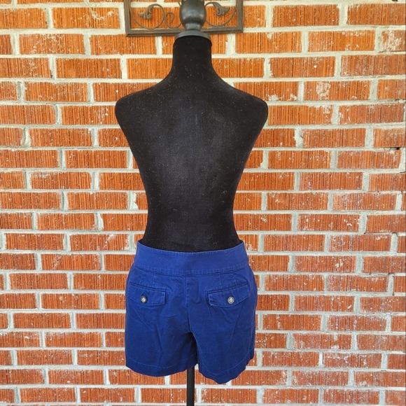 WHBM button shorts - Picture 3 of 6